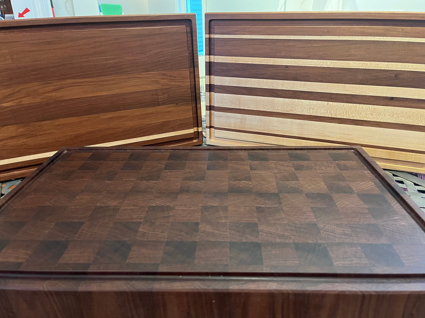 Custom Wood Cutting Boards