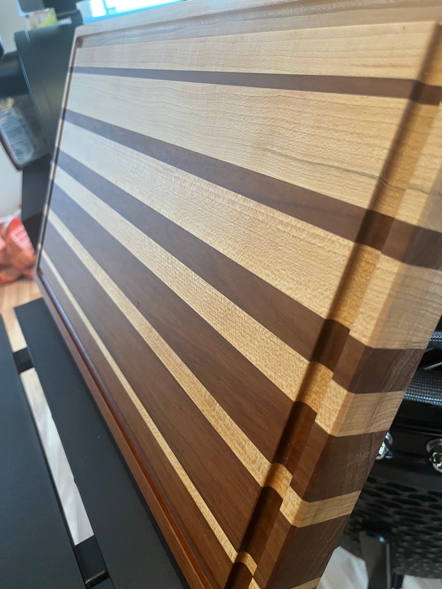 Custom Wood Cutting Boards